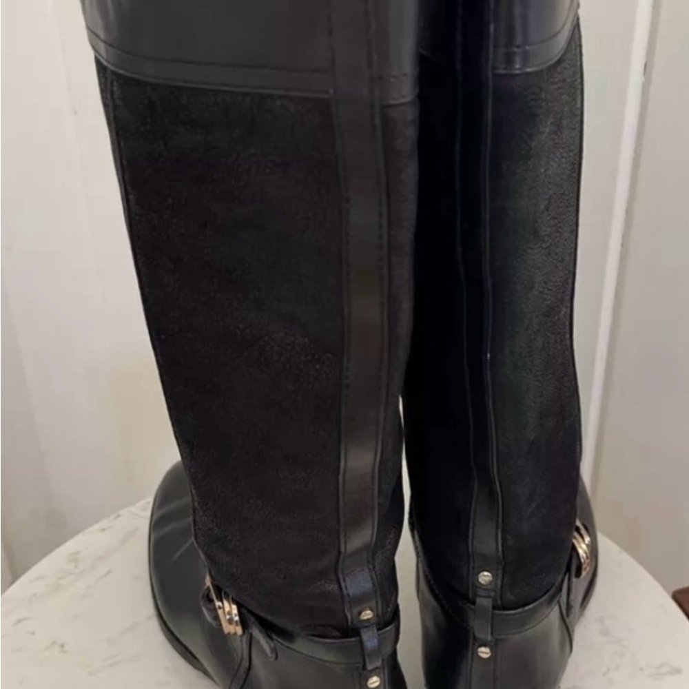 Black Knee-High Leather Boots - Picture 4 of 7